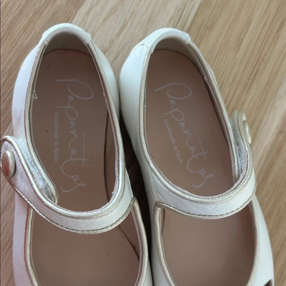 Eli 1957 Off-White Leather Cut Out Mary Jane Shoes for Little Girls